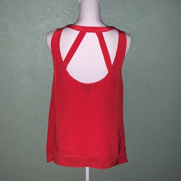 💞BCBG MaxAzria 100% Silk top. Size S. - Picture 5 of 10